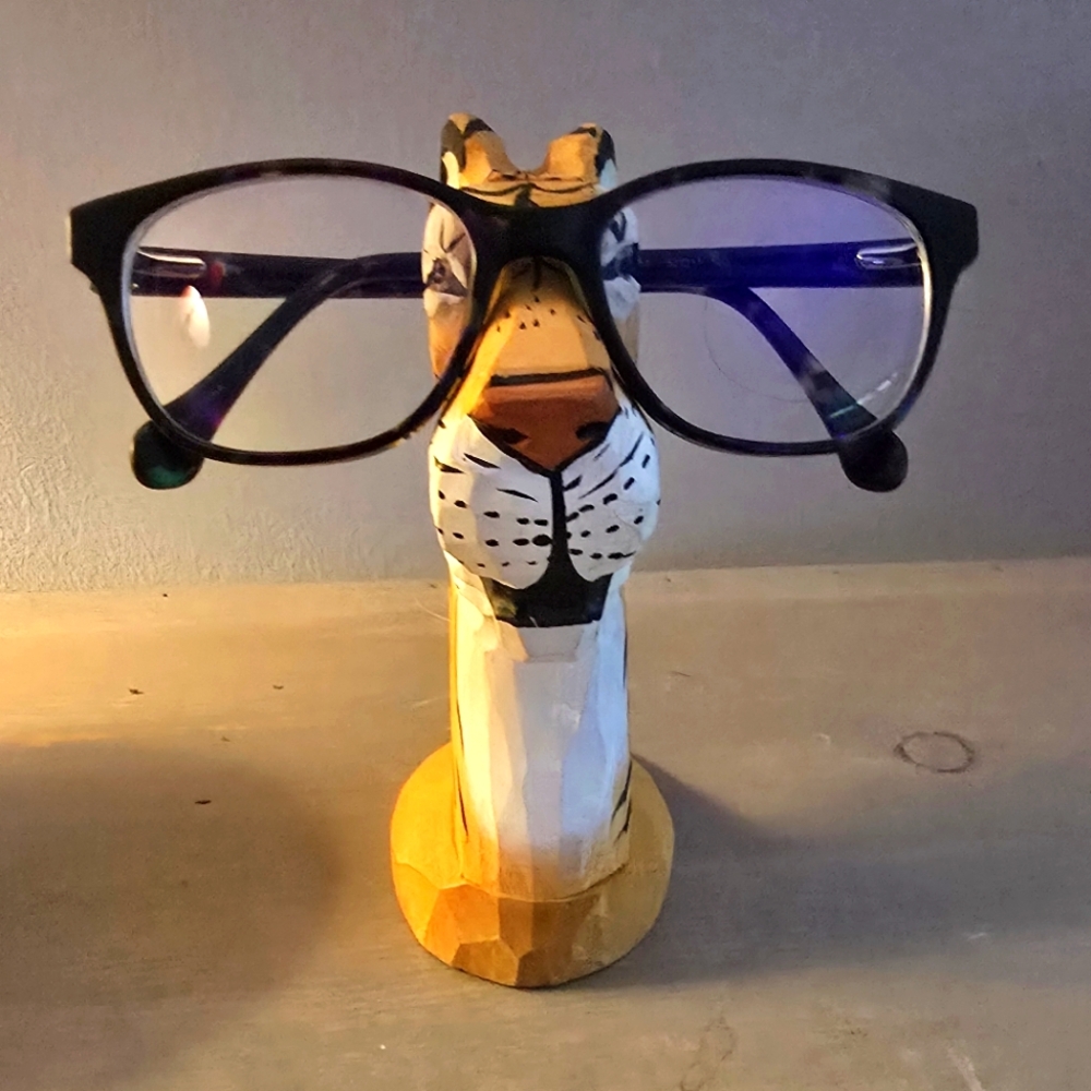🧡B2G1 EUC fun wooden tiger glasses holder
